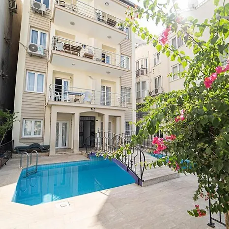 Lägenhet 1 Bedroom House In The Heart Of Fethiye