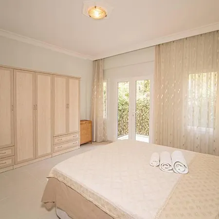 1 Bedroom House In The Heart Of דירה